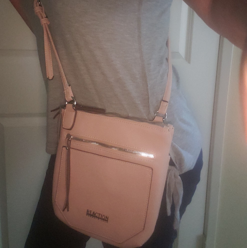Kenneth Cole Bag